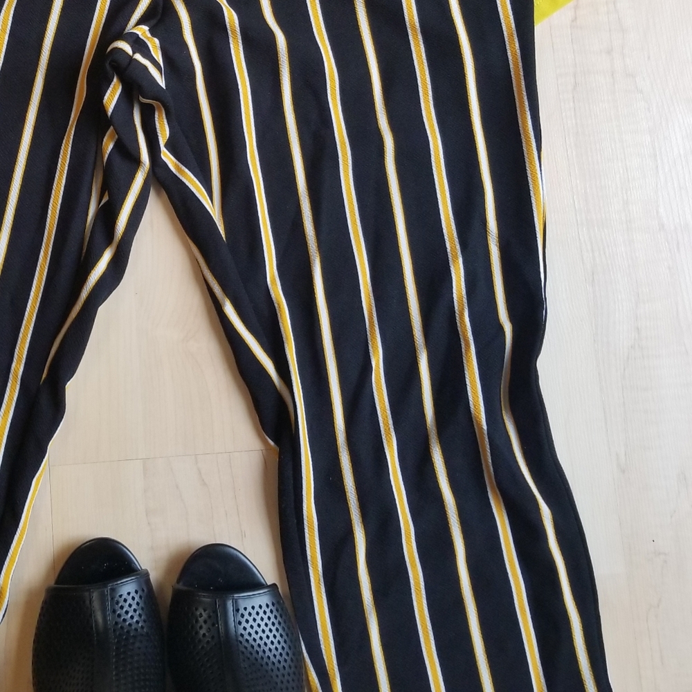Paperbag Crop Pant Black Yellow Stripe Self Tie - Picture 8 of 9